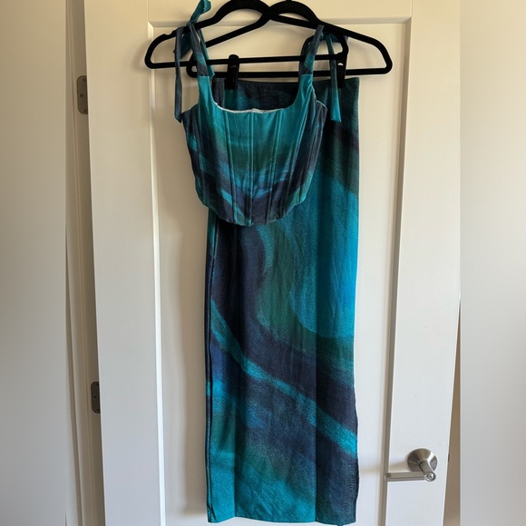 NWT Farai London Nola Corset and Maxi Skirt Set in Blue Multi size XS - Picture 4 of 9